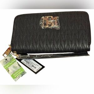 Badgley Mischka Quilted Black Wristlet Wallet with Phone Holder
